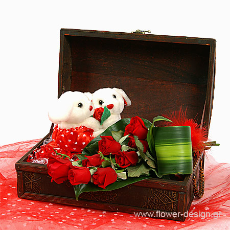 Red Roses and Tropical Leaves - VAL 11009