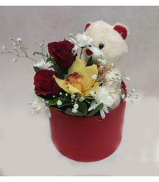 Κουτί με αρκουδάκι και λουλούδια